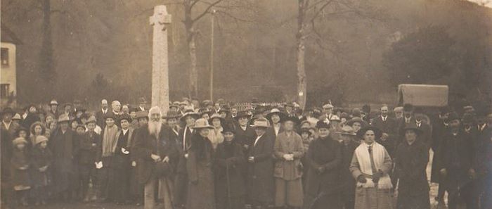 Unveiling ceremony of Winsford war memorial in 1921, taken by Vowles.